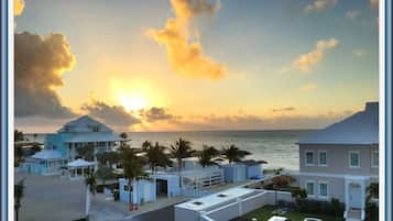 House, 4 Bedrooms, Balcony, Garden View | Exterior