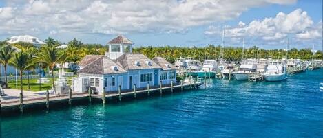 Casa, 4 camere da letto, balcone, vista giardino | Porticciolo