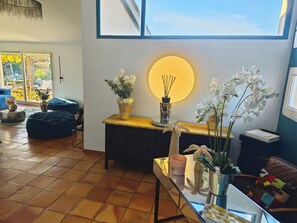 Interior - 6-hectare estate classified as a Grand Site de France concors Sainte Victoire (Jouques)