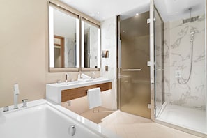 Bathroom - 2BR Steps to Burj Khalifa Dubai Mall (Dubai)