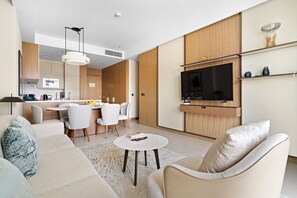 Living area - 2BR Steps to Burj Khalifa Dubai Mall (Dubai)