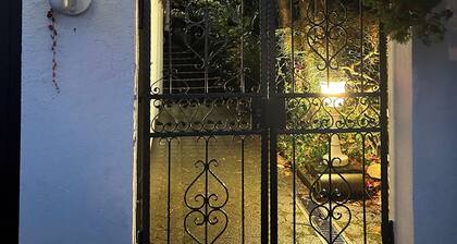 Family-friendly apartment in the countryside. With private garden & sauna facilities