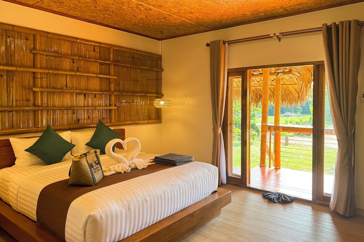 Superior Double Room, 1 King Bed | Garden view