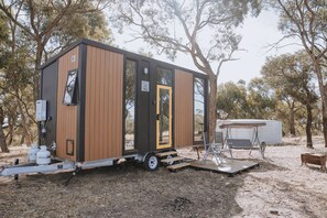 Exterior - Tallarook Hilltop Tiny House 3 by Tiny Away (Tallarook)