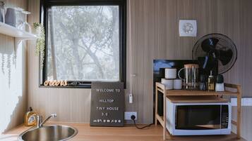 雪櫃、微波爐、爐具、多士爐