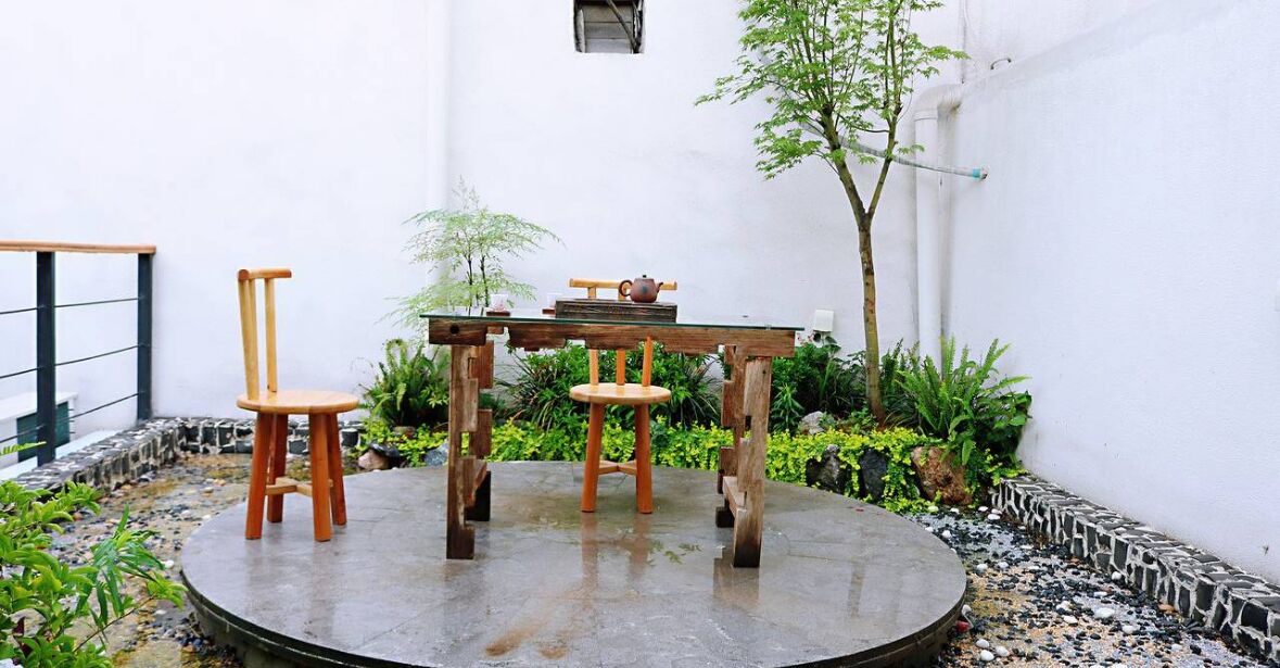 Phòng đôi Cao cấp, sân hiên, quang cảnh vườn | Truy cập Internet không dây miễn phí, bộ trải giường 