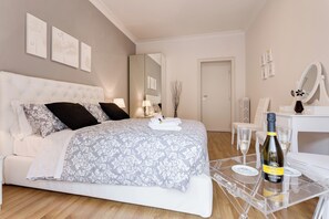 1 bedroom, iron/ironing board, WiFi, bed sheets - Goldie flat - Vatican (Roma)
