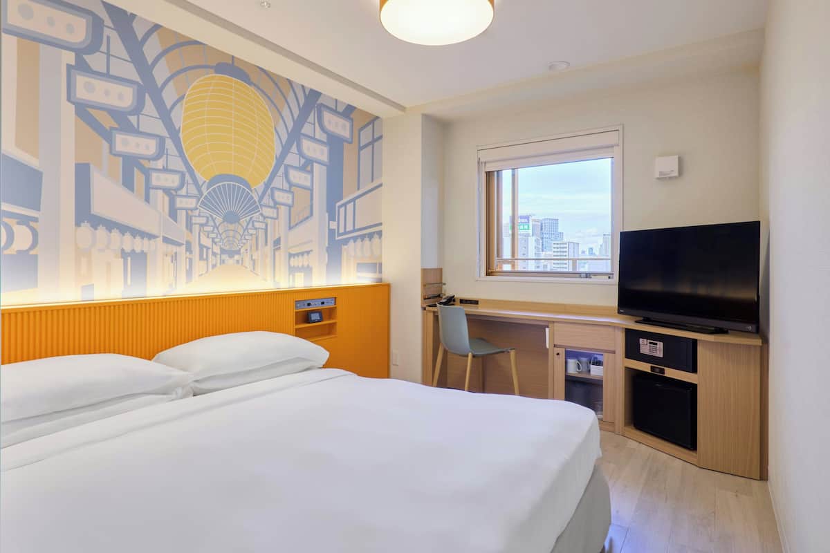 Quarto casal luxo, 1 cama de casal | Escrivaninha, espaço de trabalho para notebook, Wi-Fi de cortesia