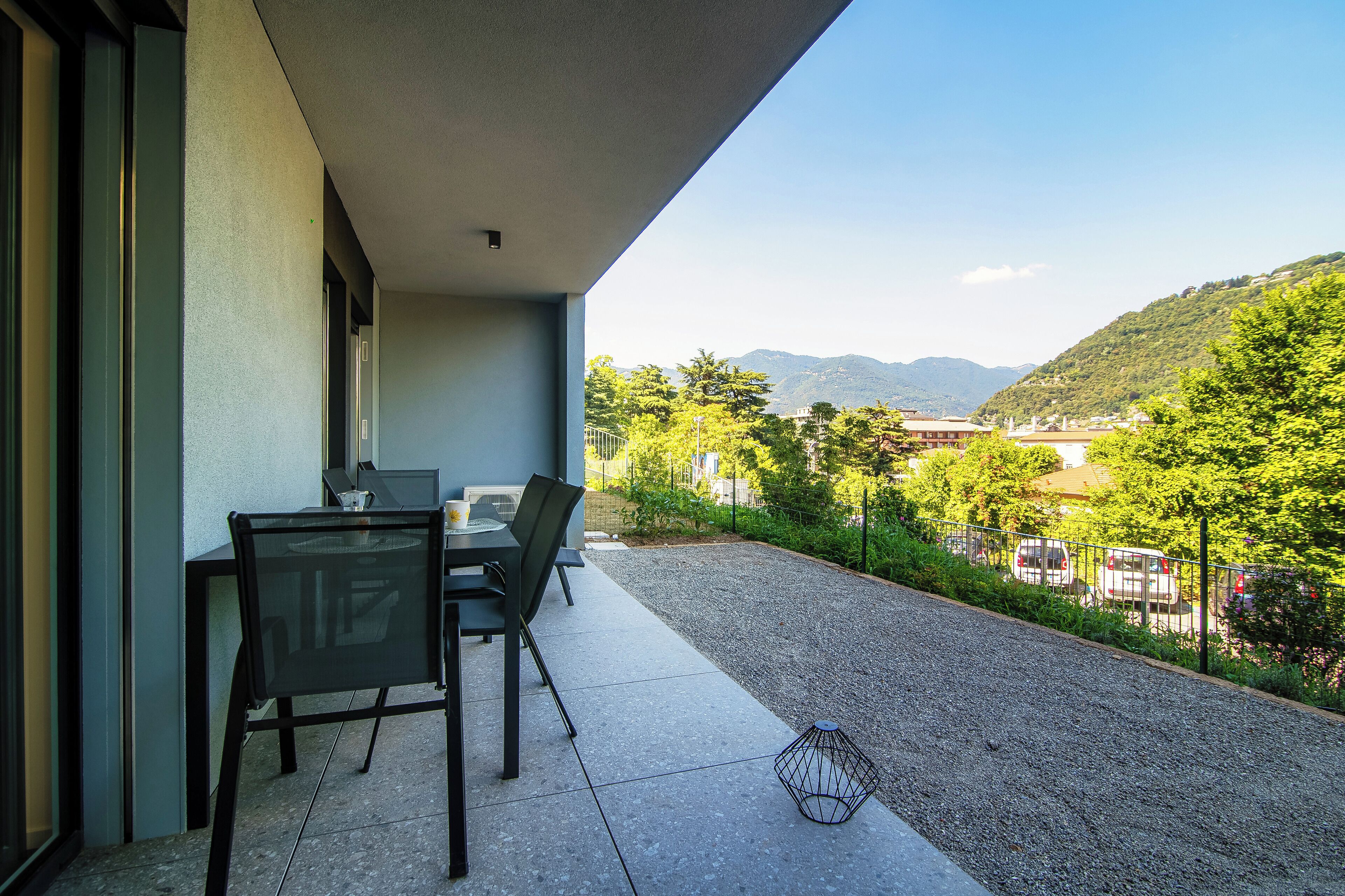 Apartment, Mountain View | Premium bedding, down duvets, iron/ironing board, cots/infant beds