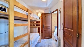 Room - SABAUDIA SBA4 MOUNTAINS & NATURE 4 people (Châtel)