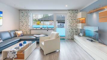 TV, music library, stereo