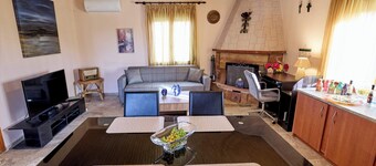 White lilies, the house of gourmet flavours