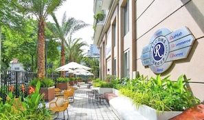 Free daily local cuisine breakfast 