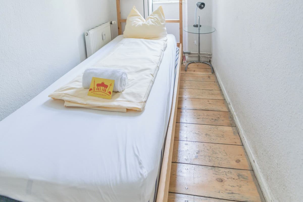 Classic Single Room | Free WiFi