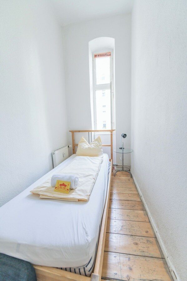 Classic Single Room | Free WiFi - BackpackerBerlin (Berlin)