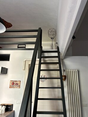 Interior - Living lofT San Donato (Porta Susa)(Subway) (Torino)