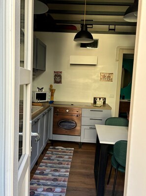 Private kitchen - Living lofT San Donato (Porta Susa)(Subway) (Torino)