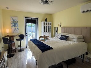 Iron/ironing board, free WiFi, bed sheets - Private Poolside Studio - Quiet, Cozy, and Pet Friendly (Cape Coral)