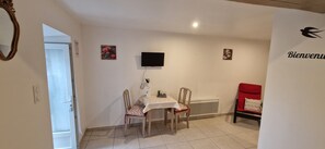 تناول الطعام