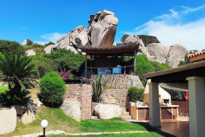 Bay 141: Villa with Jacuzzi and sunset
