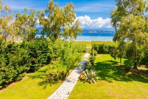 House - Ormos Beach House in Apraos (Corfu)
