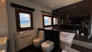 Een douche, een haardroger, handdoeken