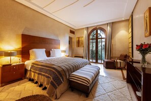 Hypo-allergenic bedding, in-room safe, individually decorated