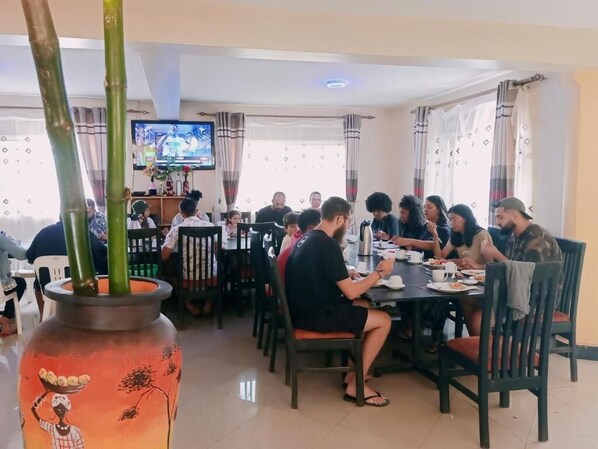 تناول الطعام