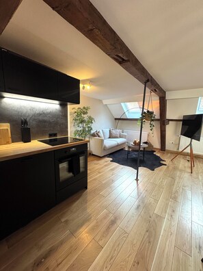 Smart TV - WeinZeit23 - Premium getaway at the Weegmüller winery (Neustadt an der Weinstraße)