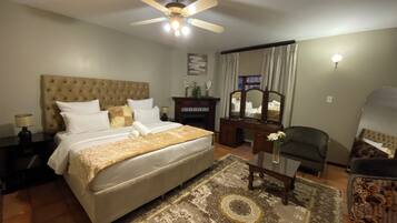 Deluxe Suite | Free WiFi, bed sheets