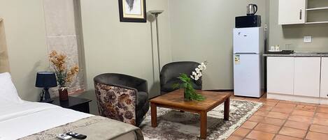 Habitación básica doble | Wifi gratis y ropa de cama