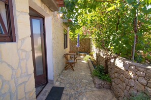 Outdoor dining - Losinj Bato / Bato A2 (Veli Lošinj)