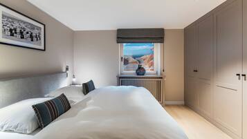 Bügeleisen/Bügelbrett, kostenloses WLAN, Bettwäsche