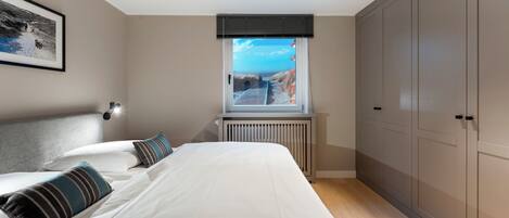 Strykejern/-brett, wi-fi (inkludert) og sengetøy