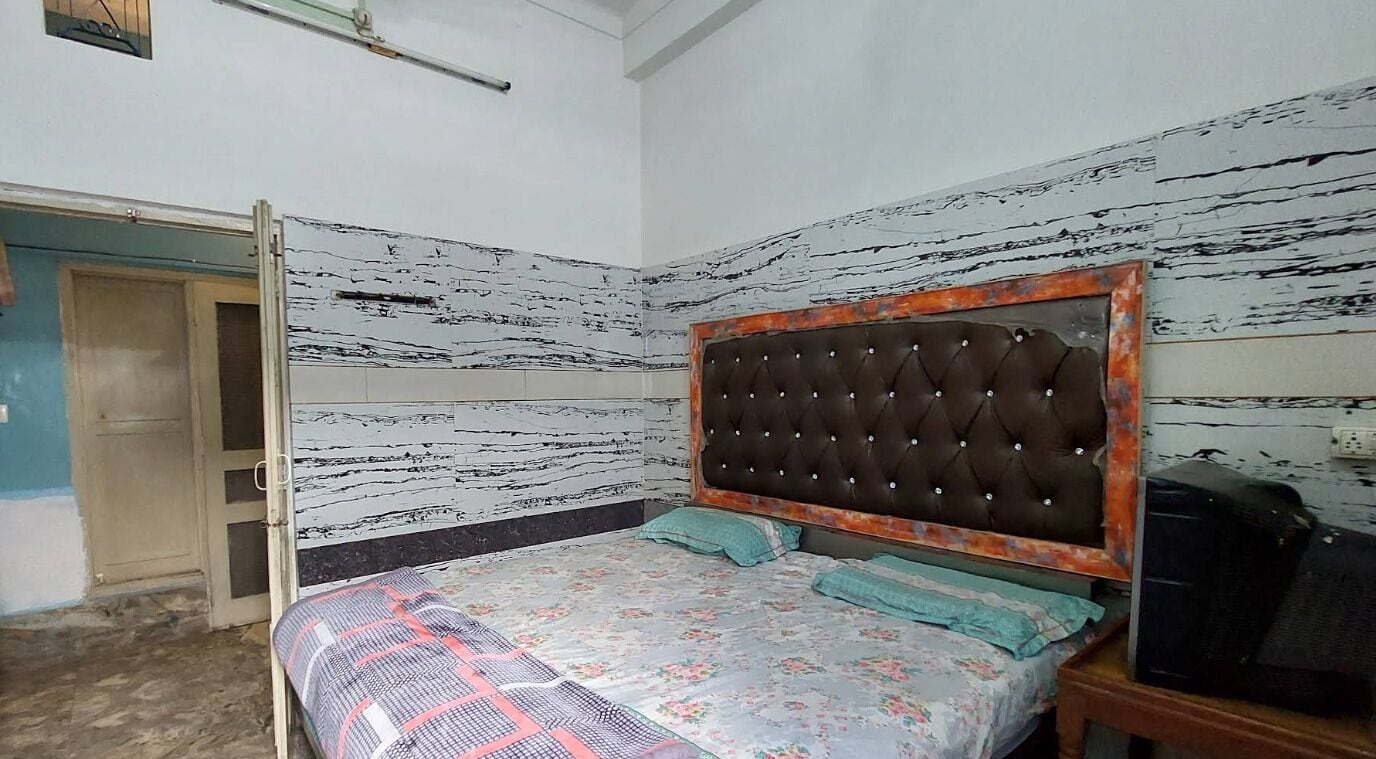 Habitación individual Deluxe | Escritorio y wifi gratis