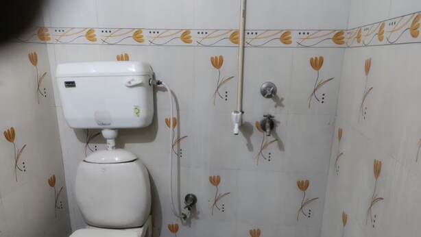 Unclassified image, 1 of 9, button - Hotel Dharma Hapur (Hapur)
