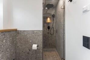 Shower, hair dryer, towels - Dependance Windrose 262 (Wenningstedt-Braderup (Sylt))