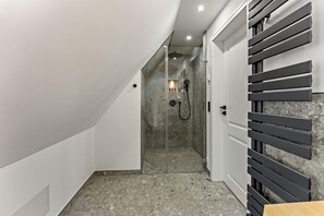 Shower, hair dryer, towels - Dependance Windrose 274 (Wenningstedt-Braderup (Sylt))