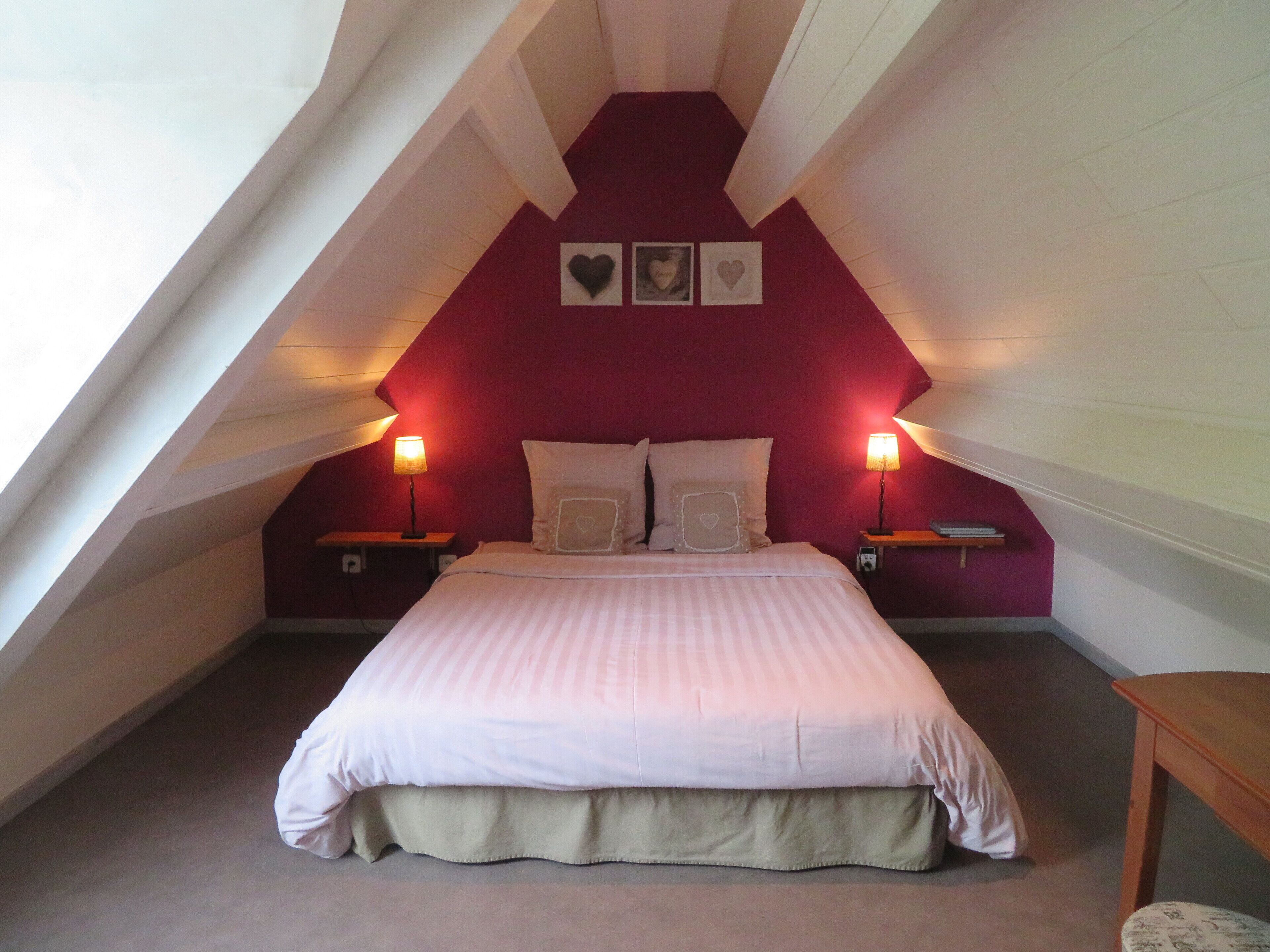 Iron/ironing board, free WiFi