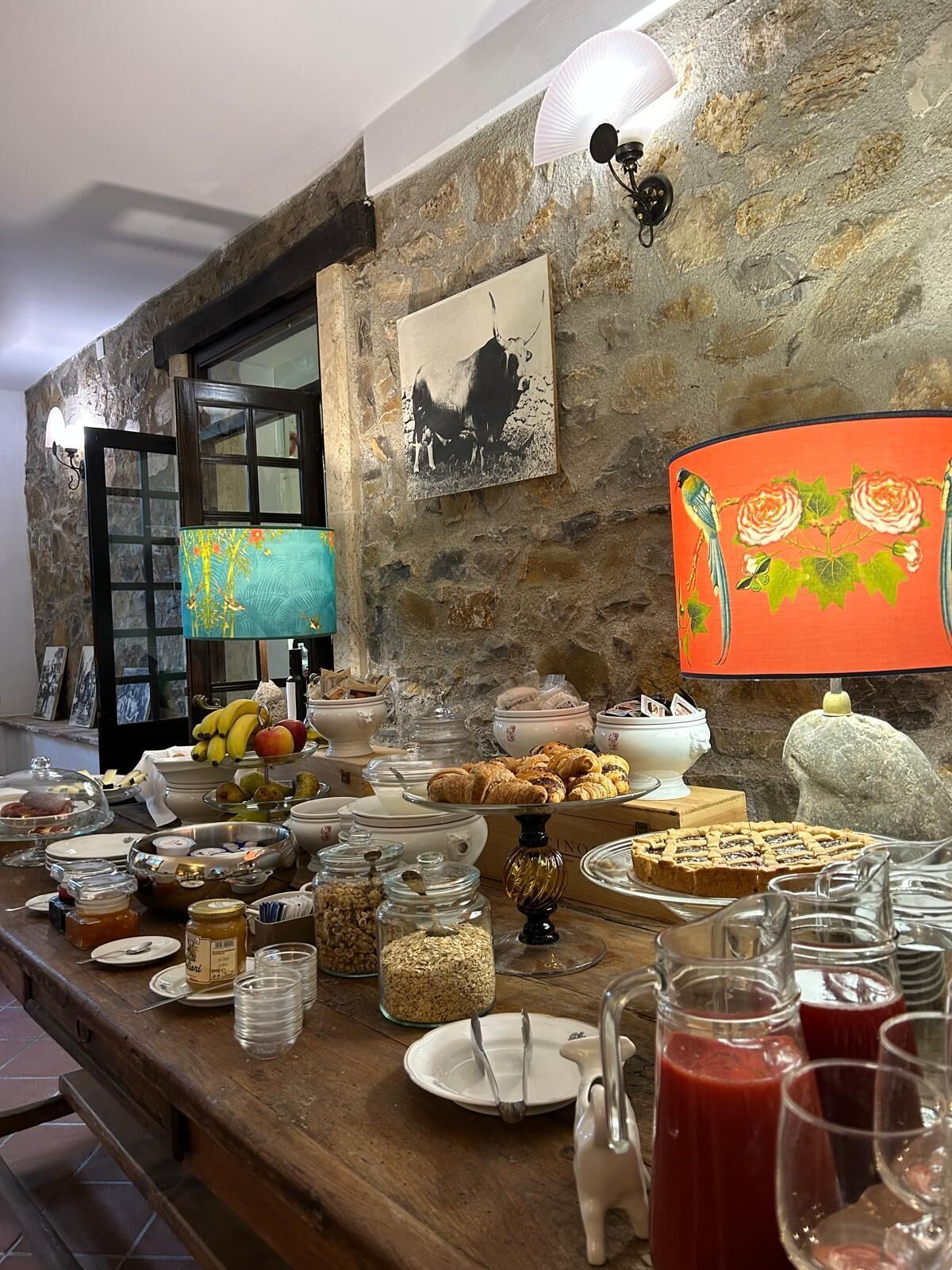 Bao gồm bữa sáng buffet hàng ngày 