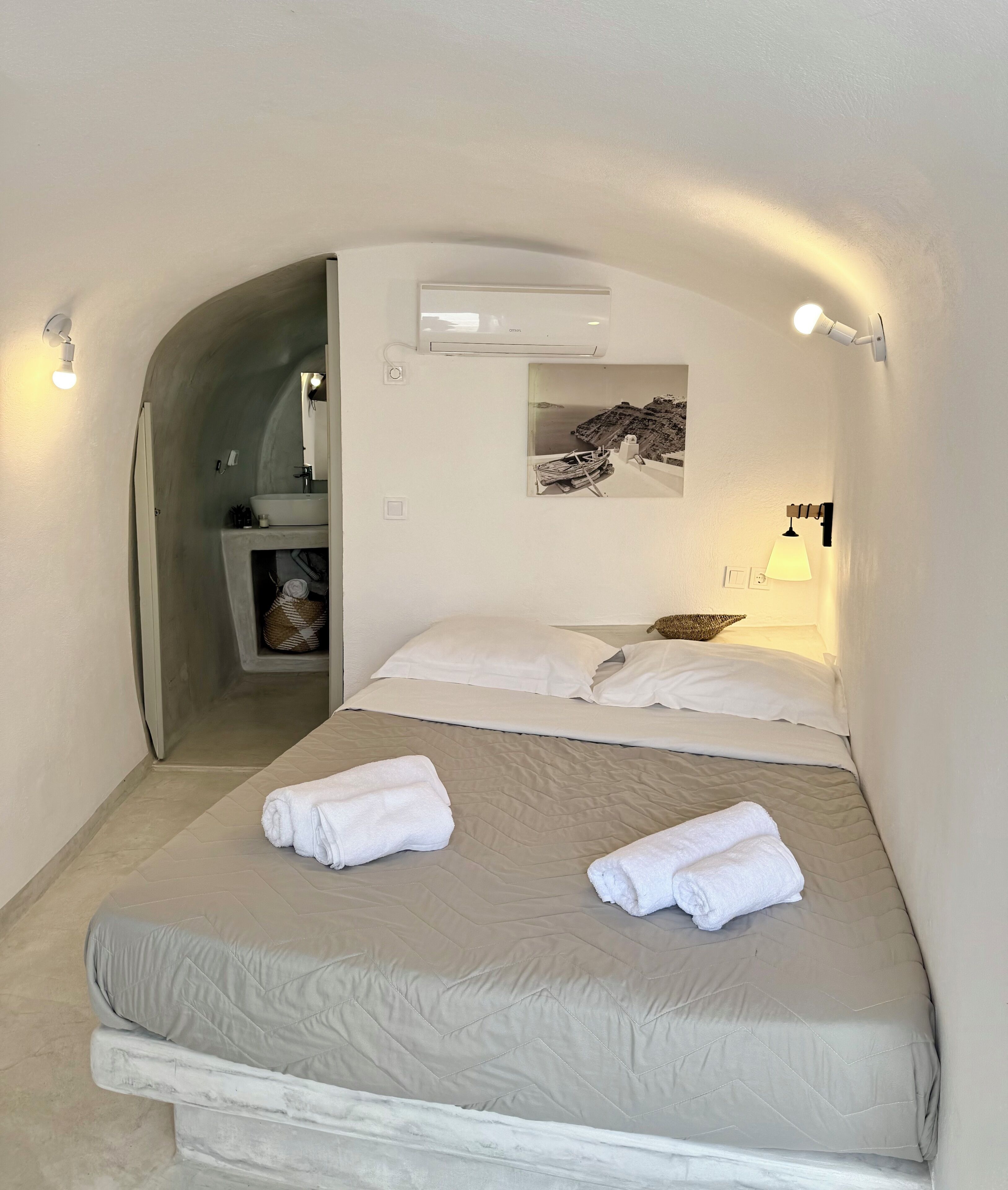 Caja de seguridad en la habitación y sistema de insonorización 