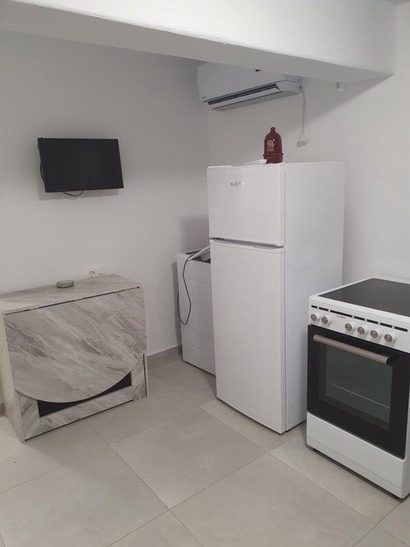 Ducha, toallas, jabón, shampoo