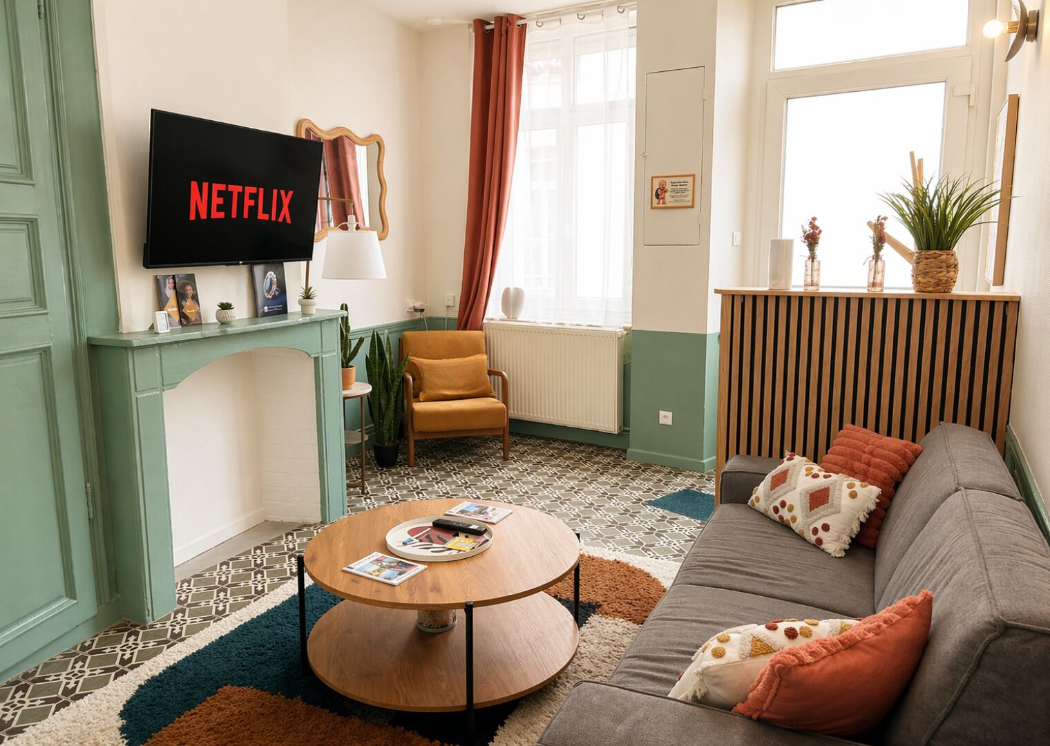 Standard Townhome, 2 Bedrooms, Kitchen | Television