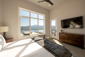4 habitaciones, tabla de planchar con plancha y wifi gratis 