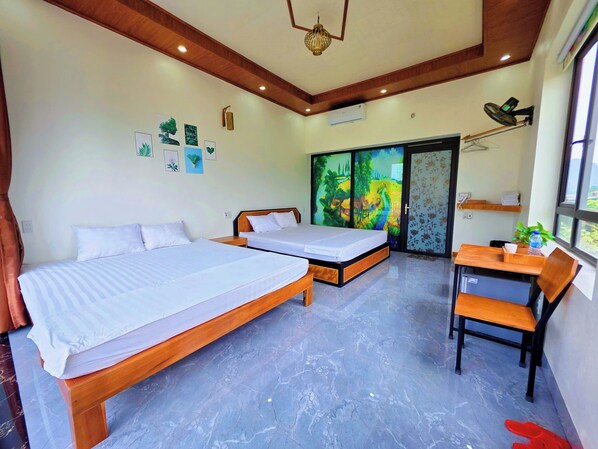 Family Room, Garden View | Desk, free WiFi