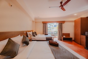 Deluxe Room | Free WiFi - AB Tropical Beach Resort By Goa Bees (Calangute)