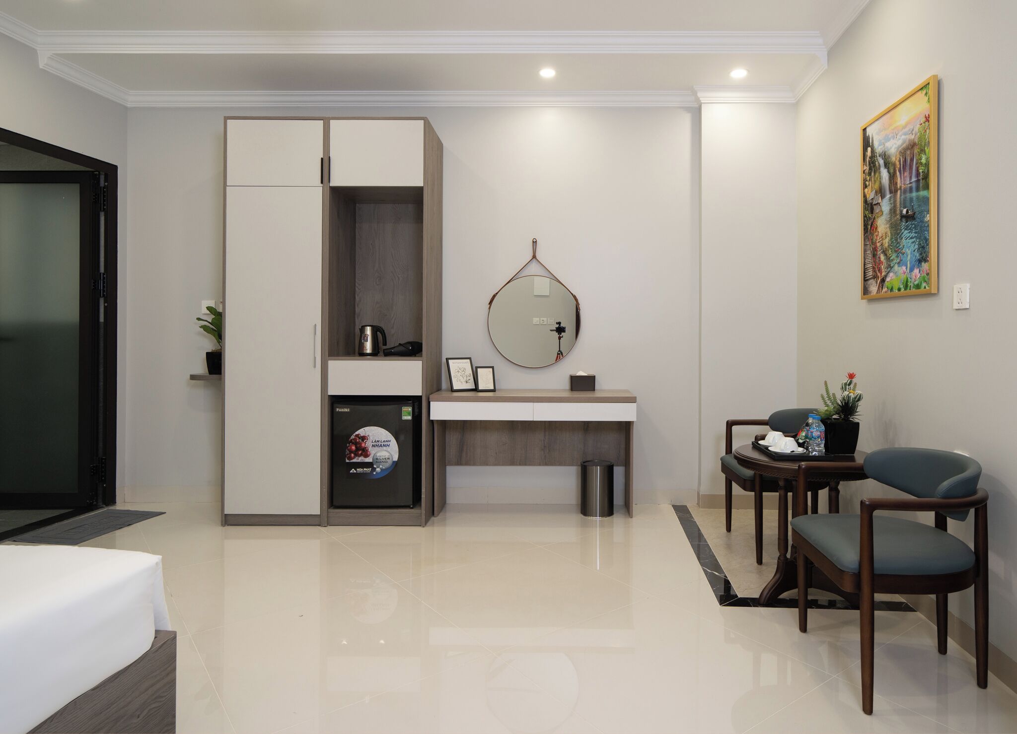 Basic Double Room | Desk, blackout drapes, soundproofing, iron/ironing board