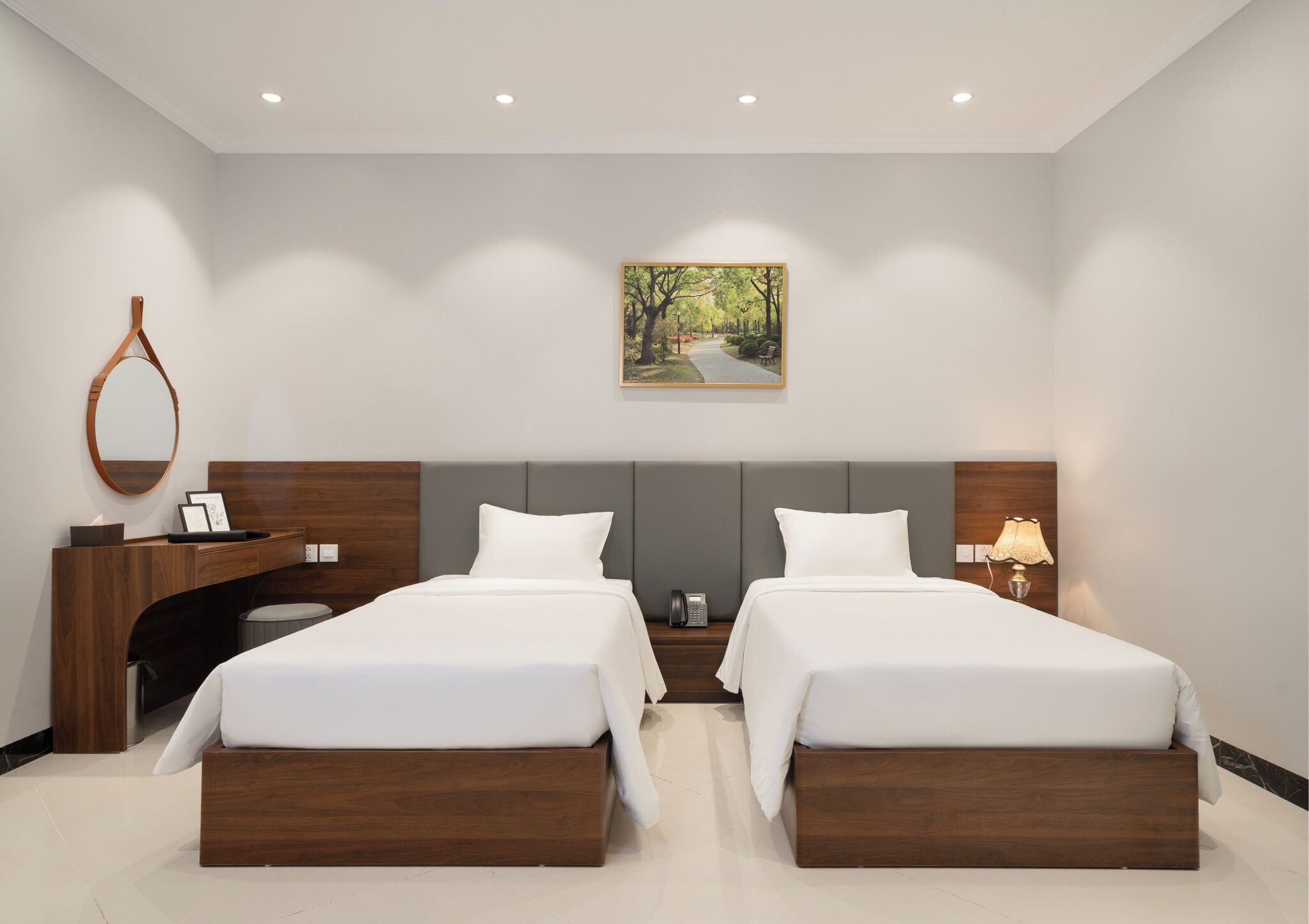 Superior Double Room Single Use | Desk, blackout drapes, soundproofing, iron/ironing board