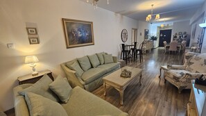 2 bedrooms - 116 NIC 303 - Stay Vintage Central Suites (Nicosia)