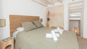 Soundproofing, free WiFi